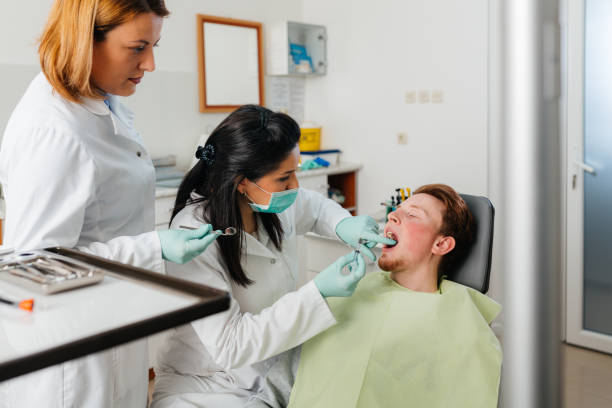 Best Holiday Emergency Dentist in Covelo, CA